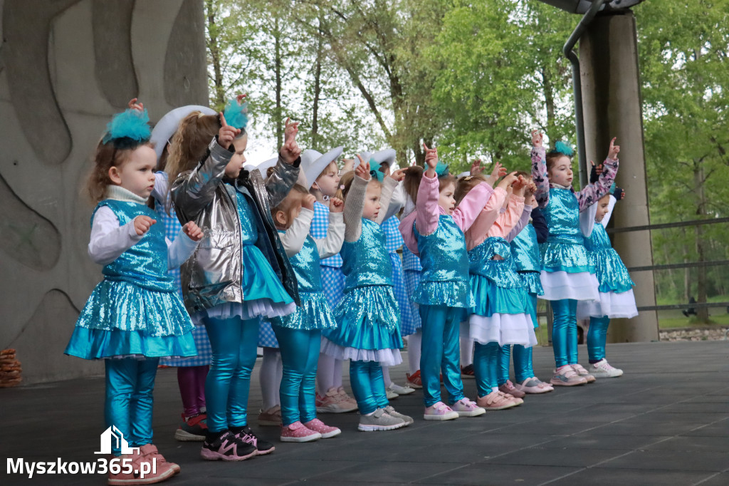 Fotorelacja: VII Familijny Bieg z Książką w Myszkowie