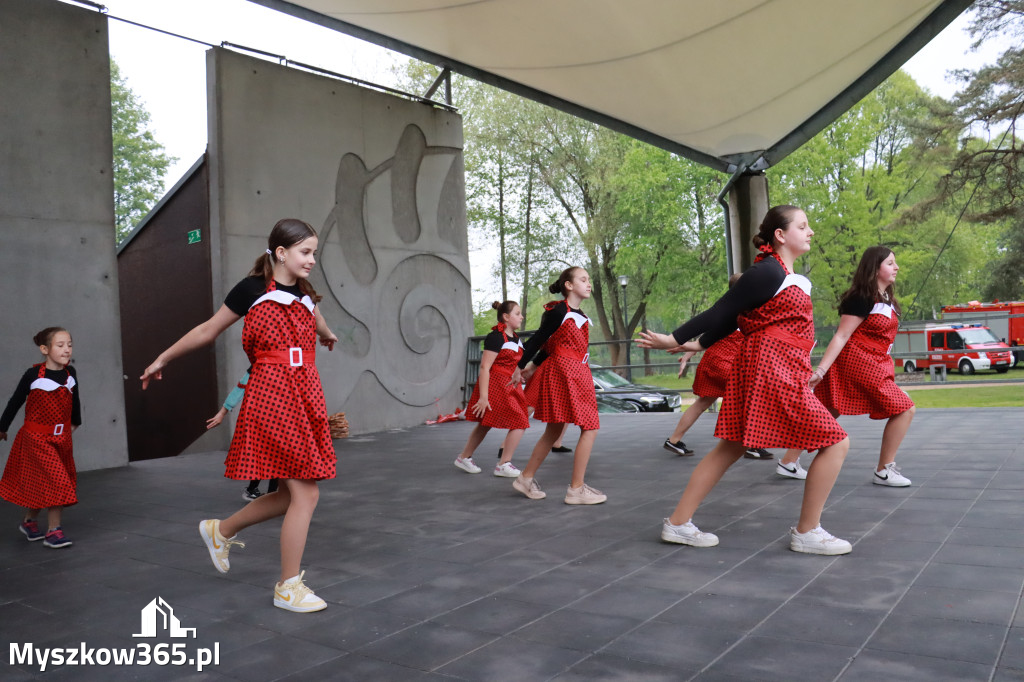 Fotorelacja: VII Familijny Bieg z Książką w Myszkowie