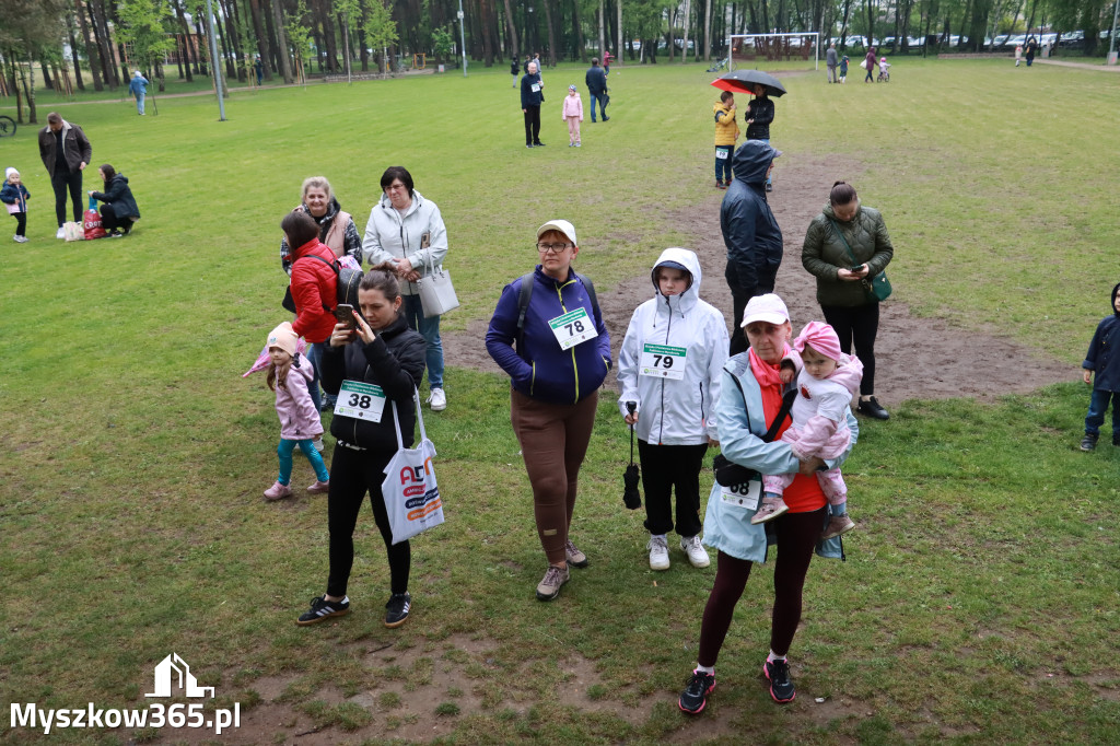 Fotorelacja: VII Familijny Bieg z Książką w Myszkowie