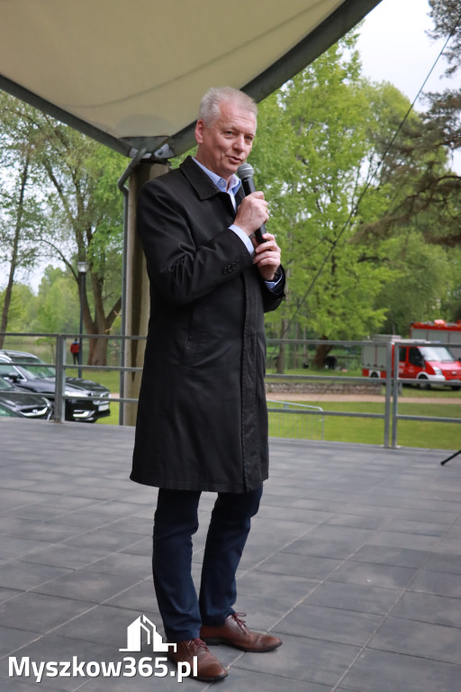 Fotorelacja: VII Familijny Bieg z Książką w Myszkowie