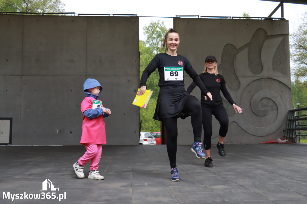 Fotorelacja: VII Familijny Bieg z Książką w Myszkowie