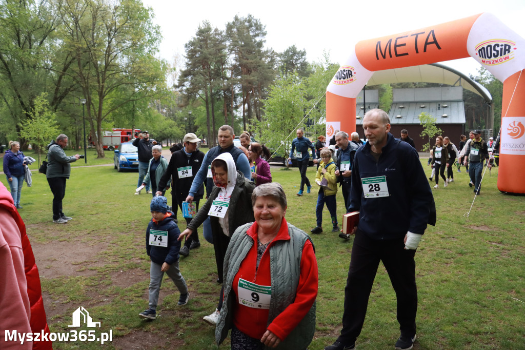 Fotorelacja: VII Familijny Bieg z Książką w Myszkowie