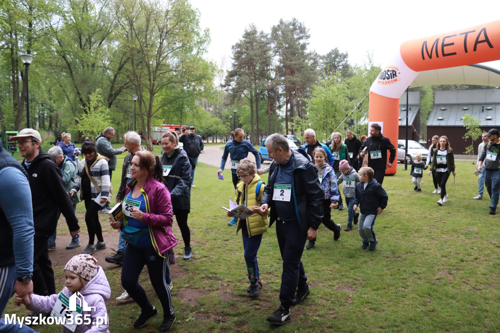 Fotorelacja: VII Familijny Bieg z Książką w Myszkowie