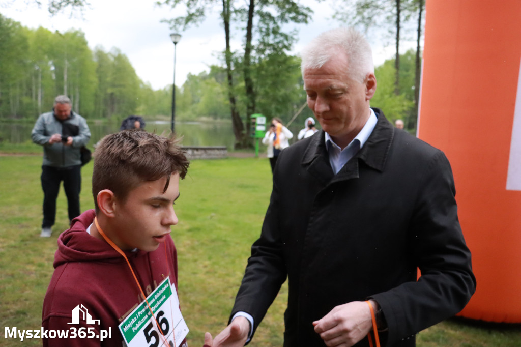 Fotorelacja: VII Familijny Bieg z Książką w Myszkowie