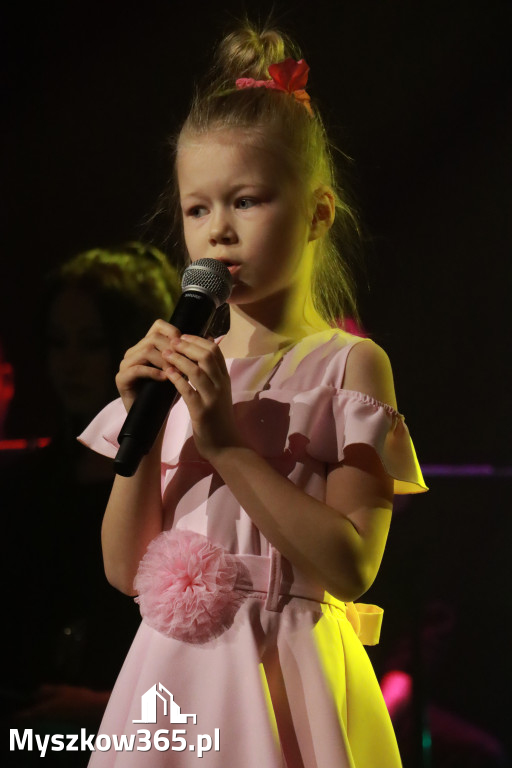 Fotorelacja: Finał NASZ TALENT w Myszkowie - kategoria przedszkola.