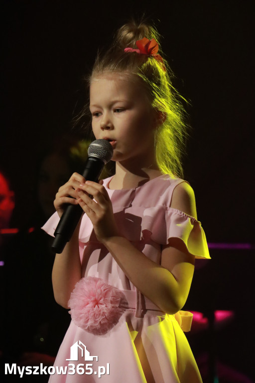 Fotorelacja: Finał NASZ TALENT w Myszkowie - kategoria przedszkola.