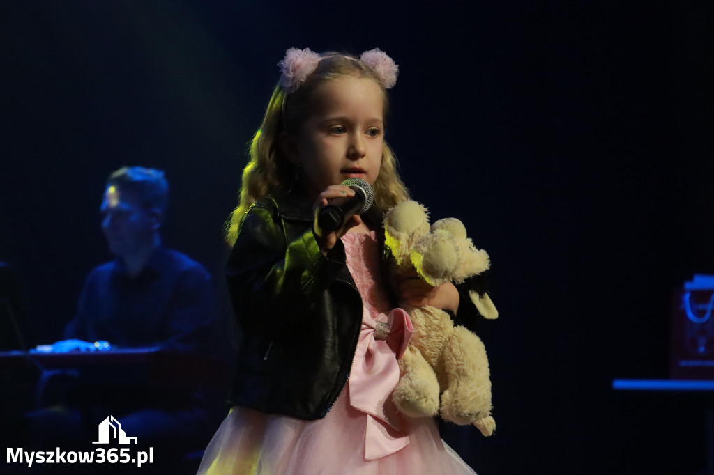 Fotorelacja: Finał NASZ TALENT w Myszkowie - kategoria przedszkola.