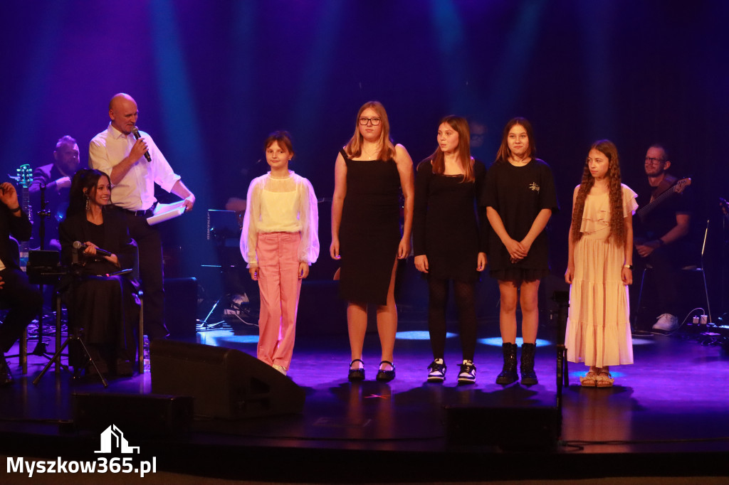 Fotorelacja: Finał NASZ TALENT w Myszkowie - Kategoria Szkoły Podstawowe IV - VI