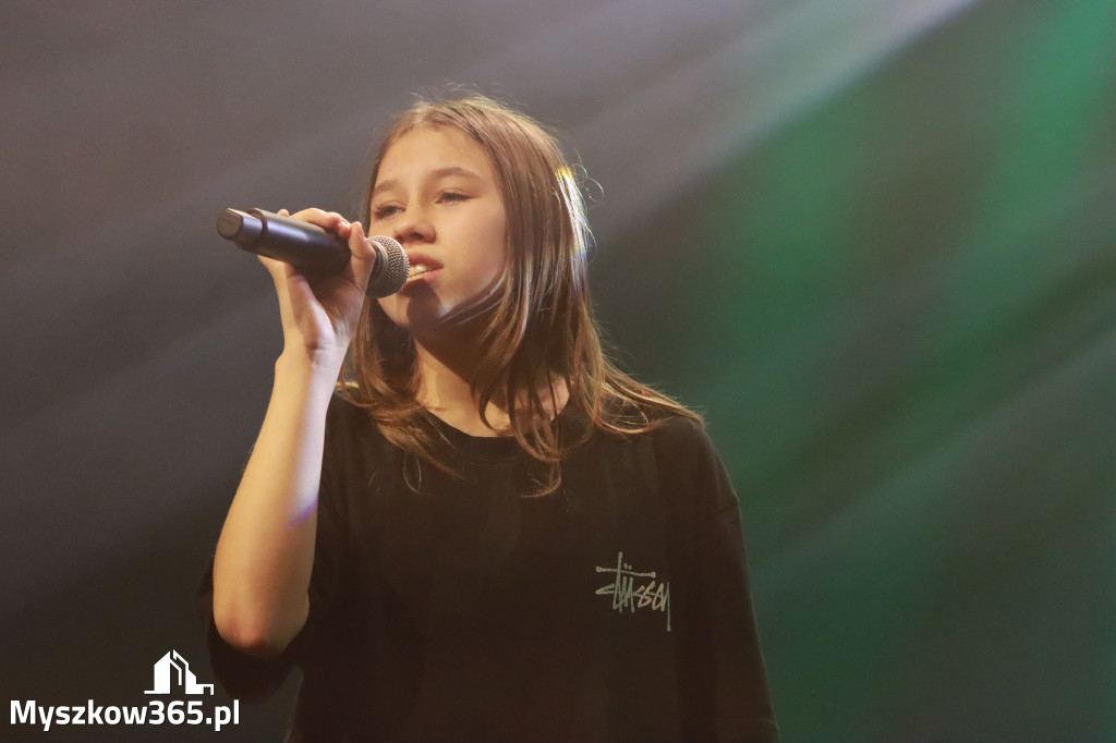 Fotorelacja: Finał NASZ TALENT w Myszkowie - Kategoria Szkoły Podstawowe IV - VI