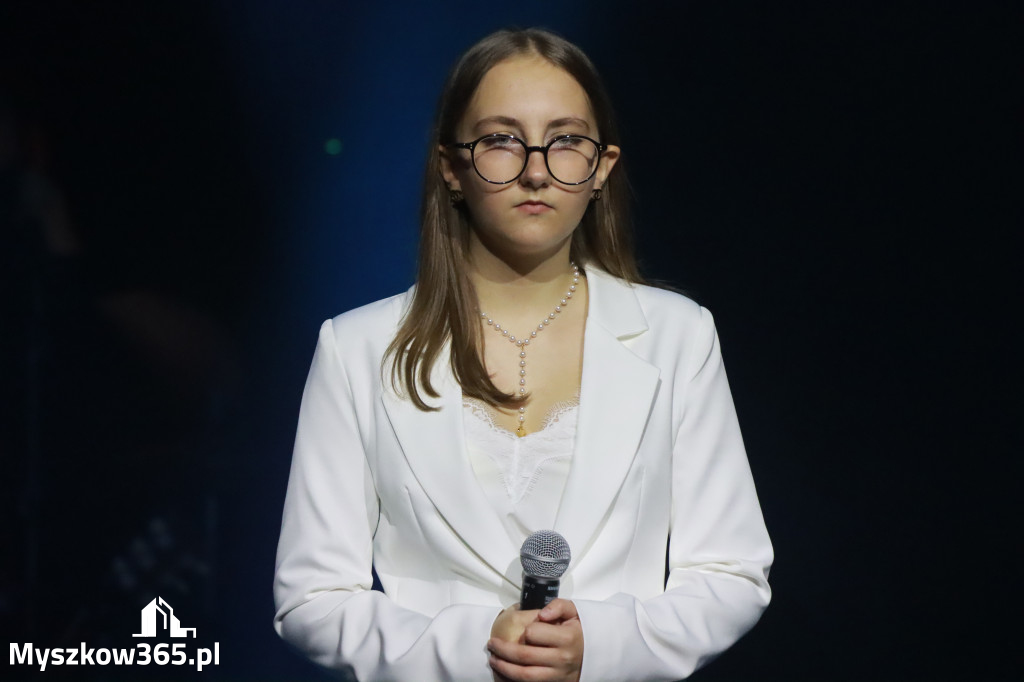 Fotorelacja: Finał NASZ TALENT w Myszkowie - Kategoria Szkoły Podstawowe VII - VIII