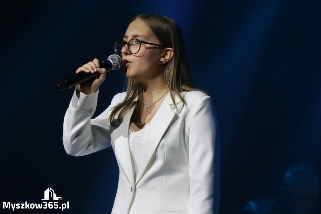 Fotorelacja: Finał NASZ TALENT w Myszkowie - Kategoria Szkoły Podstawowe VII - VIII