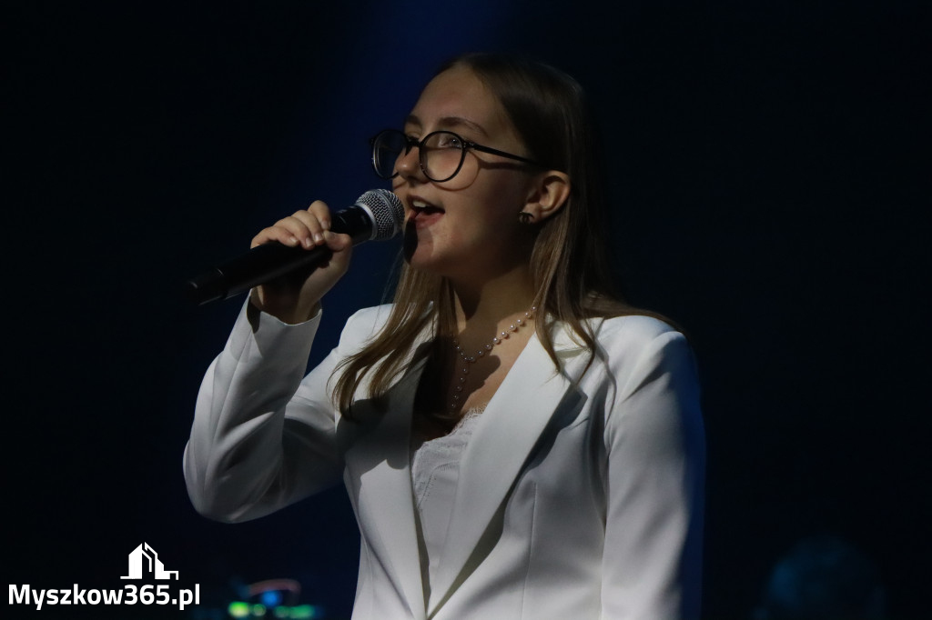 Fotorelacja: Finał NASZ TALENT w Myszkowie - Kategoria Szkoły Podstawowe VII - VIII