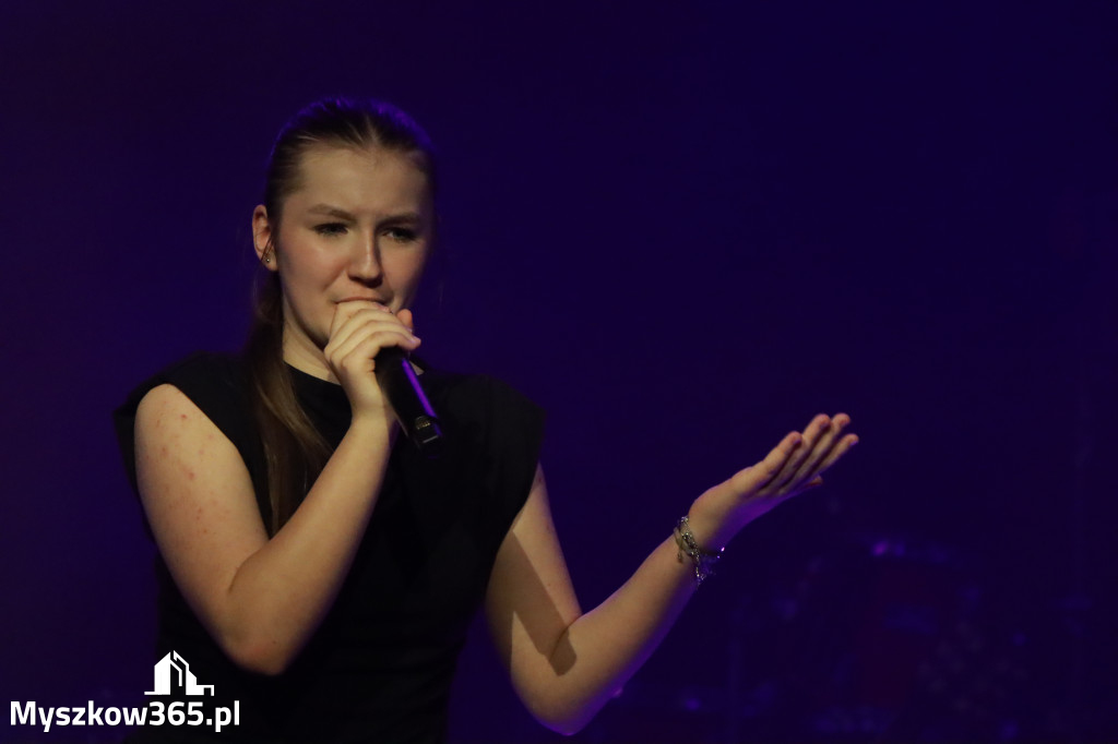Fotorelacja: Finał NASZ TALENT w Myszkowie - Kategoria Szkoły Podstawowe VII - VIII