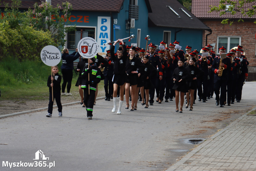 Fotorelacja I: 120-lecie OSP Żarki - przemarsz na plac targowy