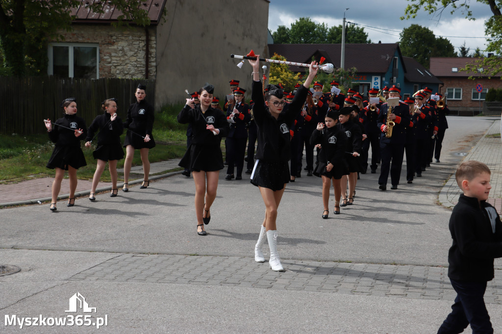 Fotorelacja I: 120-lecie OSP Żarki - przemarsz na plac targowy