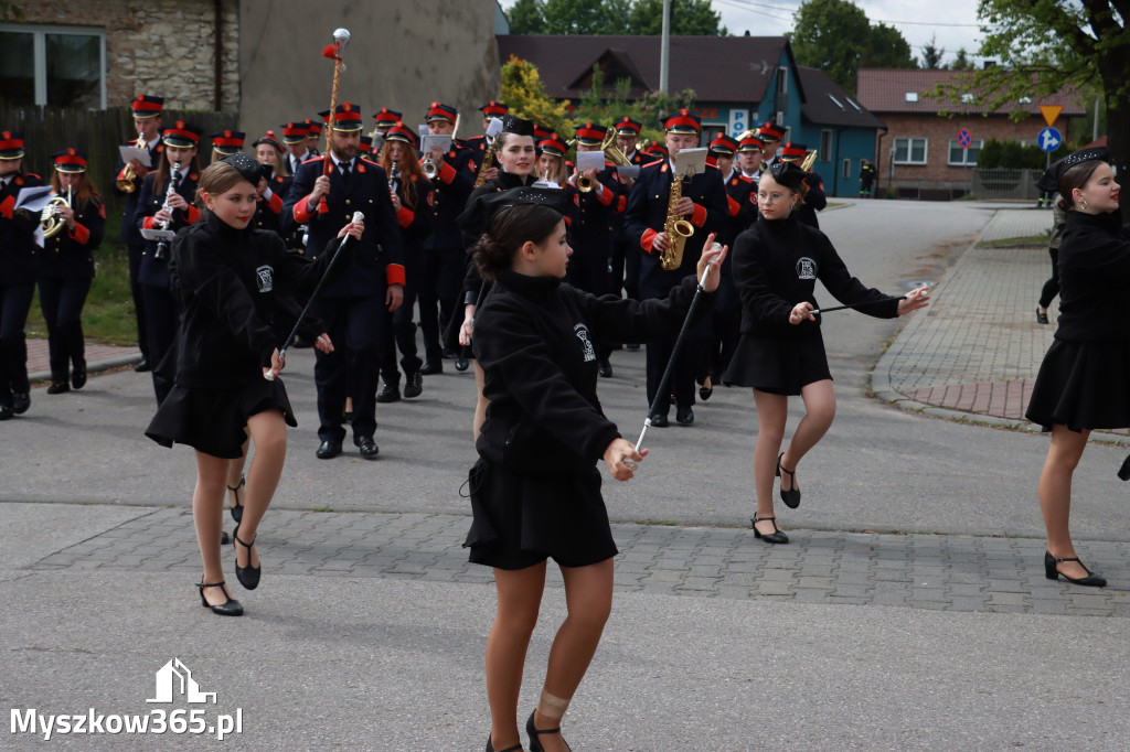 Fotorelacja I: 120-lecie OSP Żarki - przemarsz na plac targowy