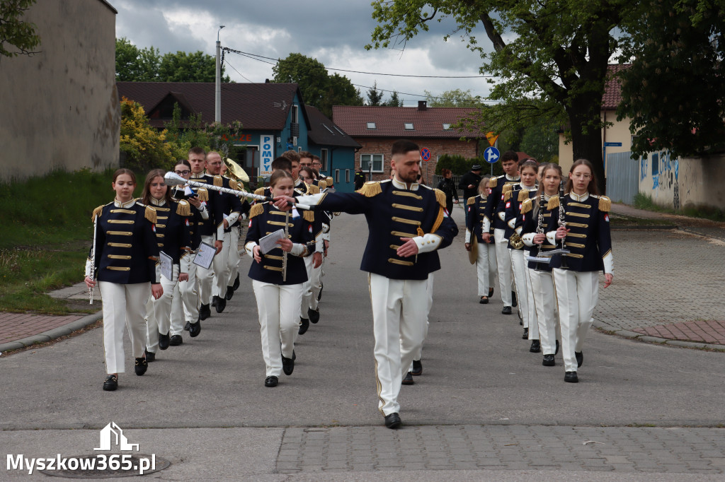 Fotorelacja I: 120-lecie OSP Żarki - przemarsz na plac targowy