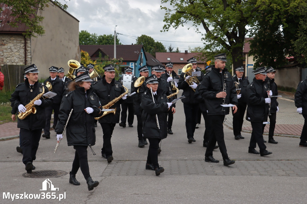 Fotorelacja I: 120-lecie OSP Żarki - przemarsz na plac targowy