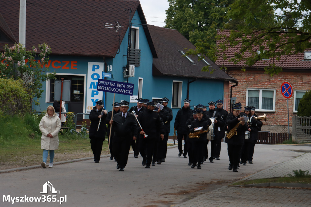 Fotorelacja I: 120-lecie OSP Żarki - przemarsz na plac targowy