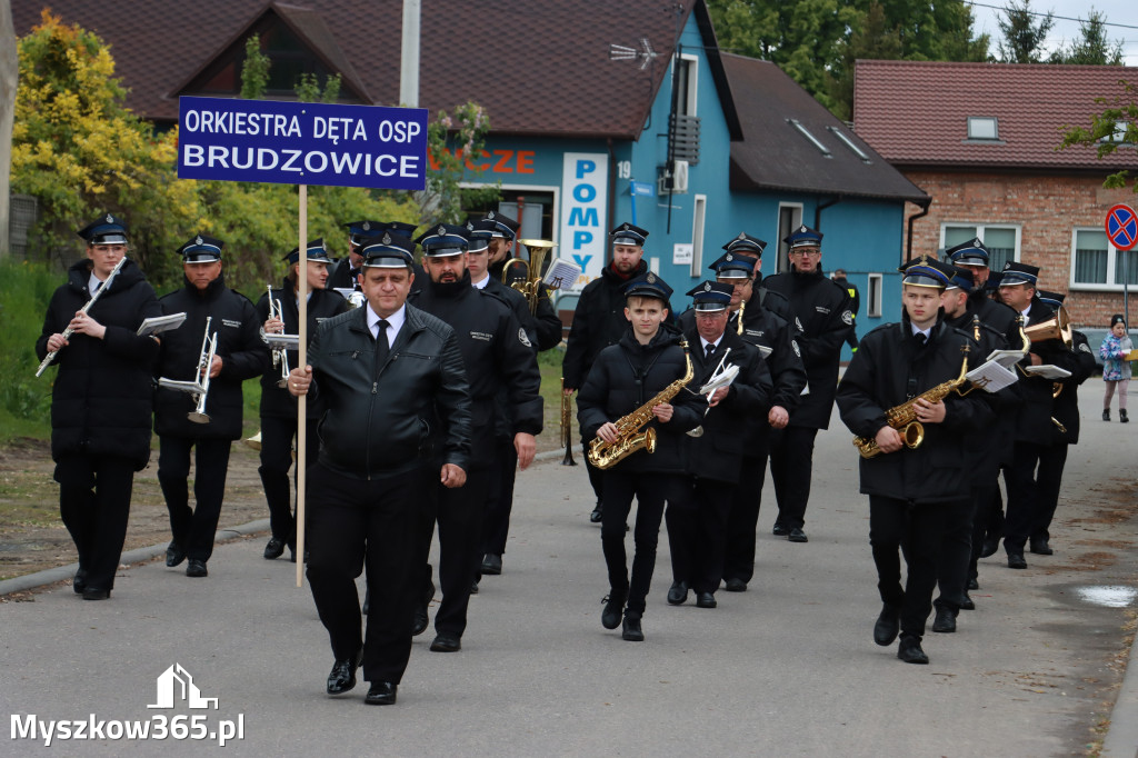 Fotorelacja I: 120-lecie OSP Żarki - przemarsz na plac targowy