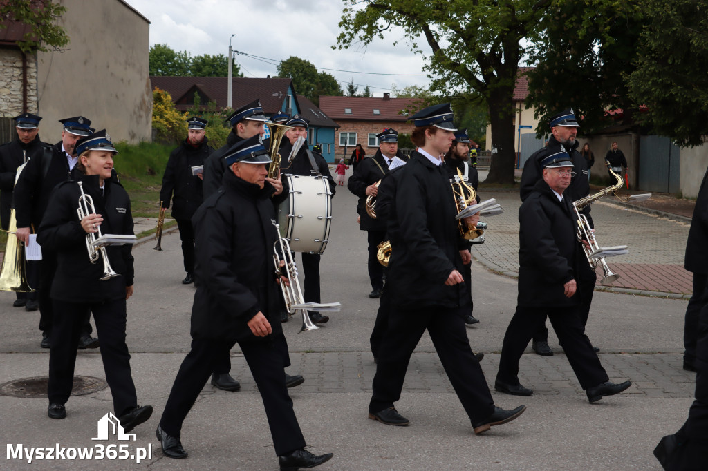 Fotorelacja I: 120-lecie OSP Żarki - przemarsz na plac targowy