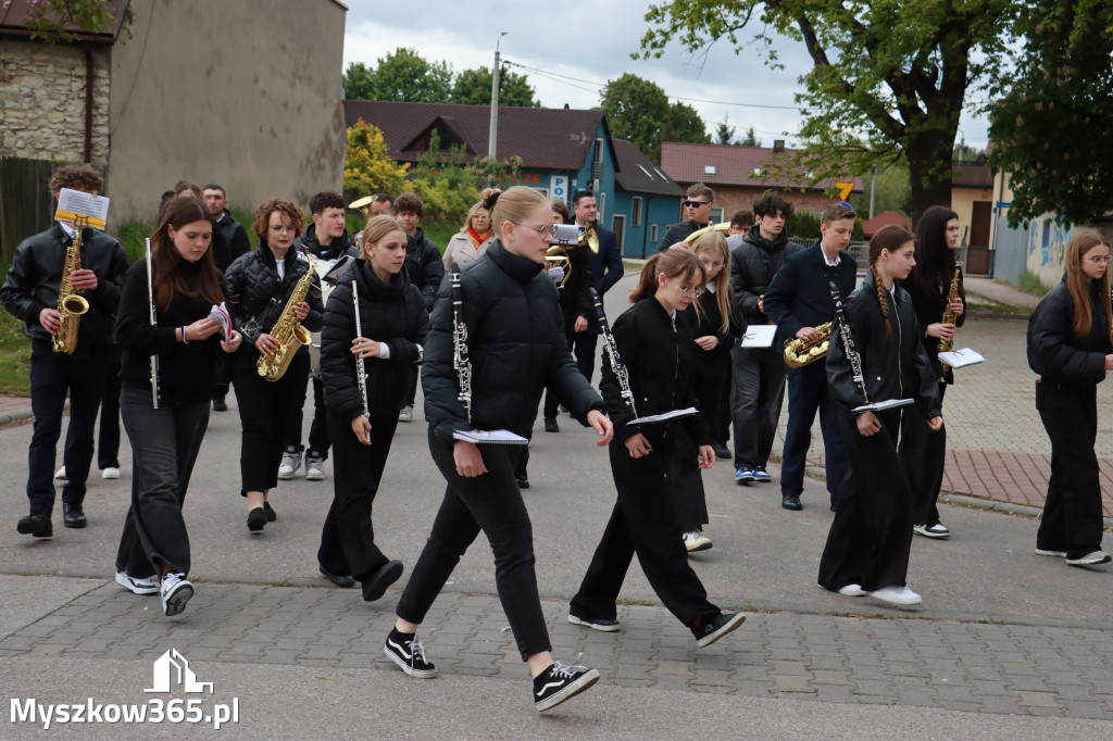 Fotorelacja I: 120-lecie OSP Żarki - przemarsz na plac targowy