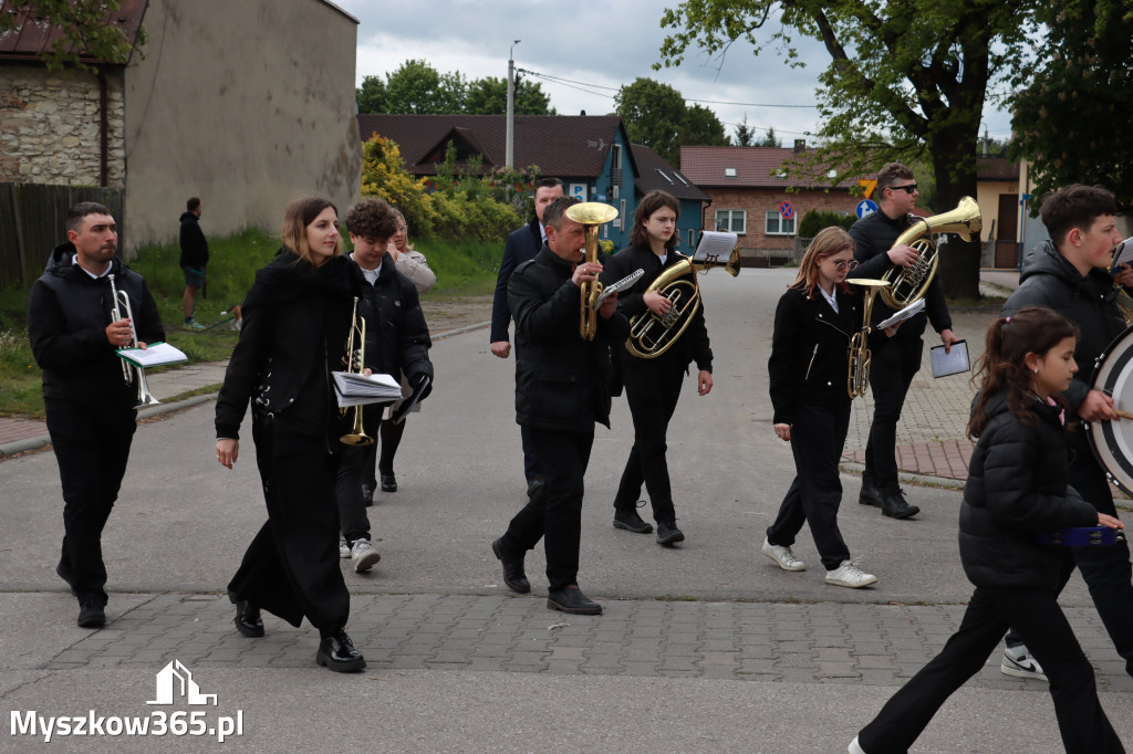 Fotorelacja I: 120-lecie OSP Żarki - przemarsz na plac targowy