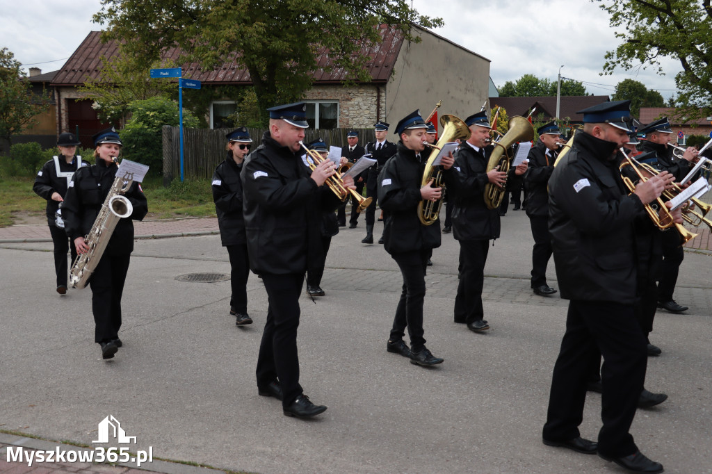 Fotorelacja I: 120-lecie OSP Żarki - przemarsz na plac targowy