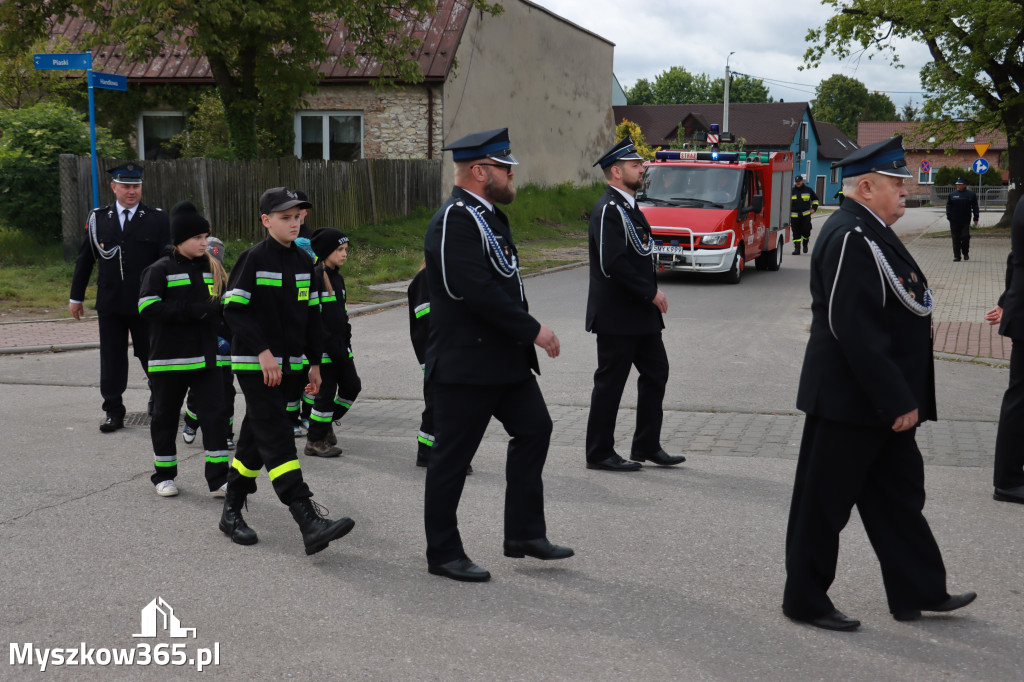 Fotorelacja I: 120-lecie OSP Żarki - przemarsz na plac targowy