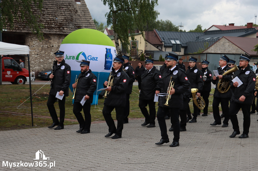 Fotorelacja I: 120-lecie OSP Żarki - przemarsz na plac targowy