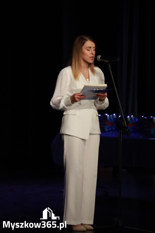 Fotorelacja: Koncert Basi Janygi w MDK Myszków