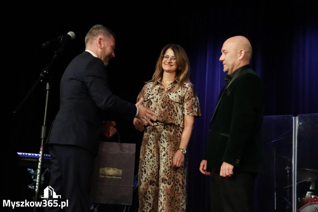 Fotorelacja: Koncert Basi Janygi w MDK Myszków