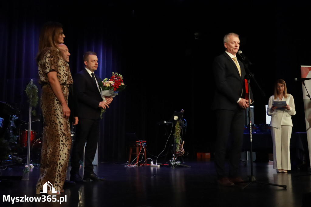 Fotorelacja: Koncert Basi Janygi w MDK Myszków