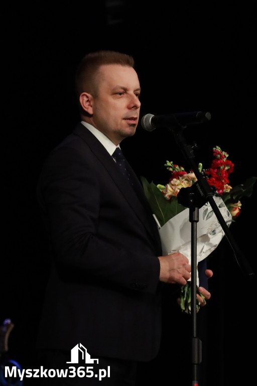 Fotorelacja: Koncert Basi Janygi w MDK Myszków