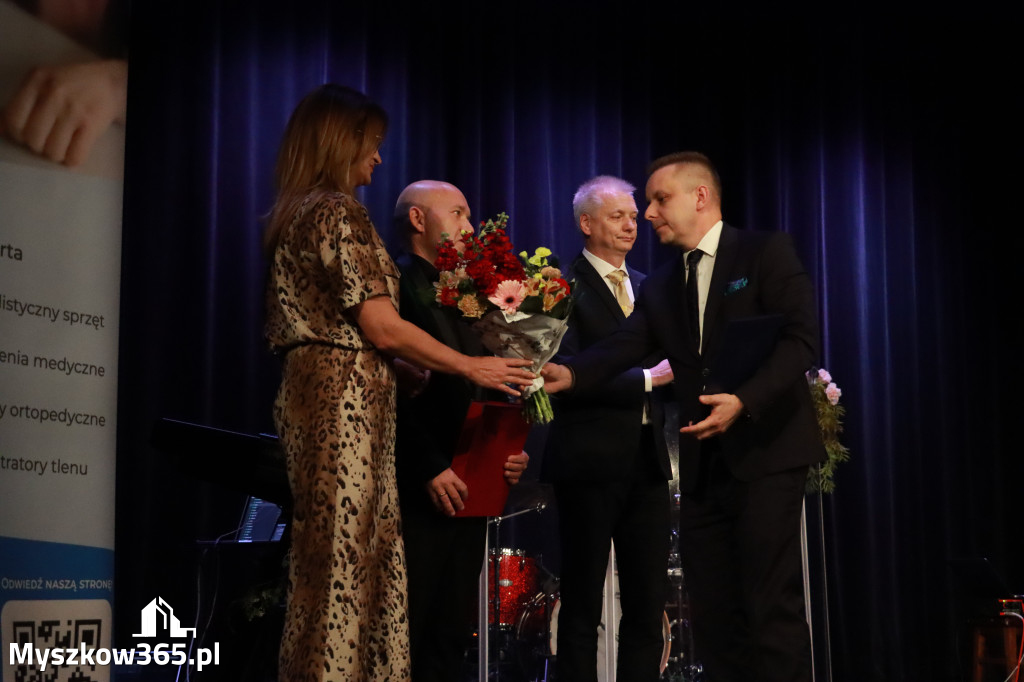 Fotorelacja: Koncert Basi Janygi w MDK Myszków