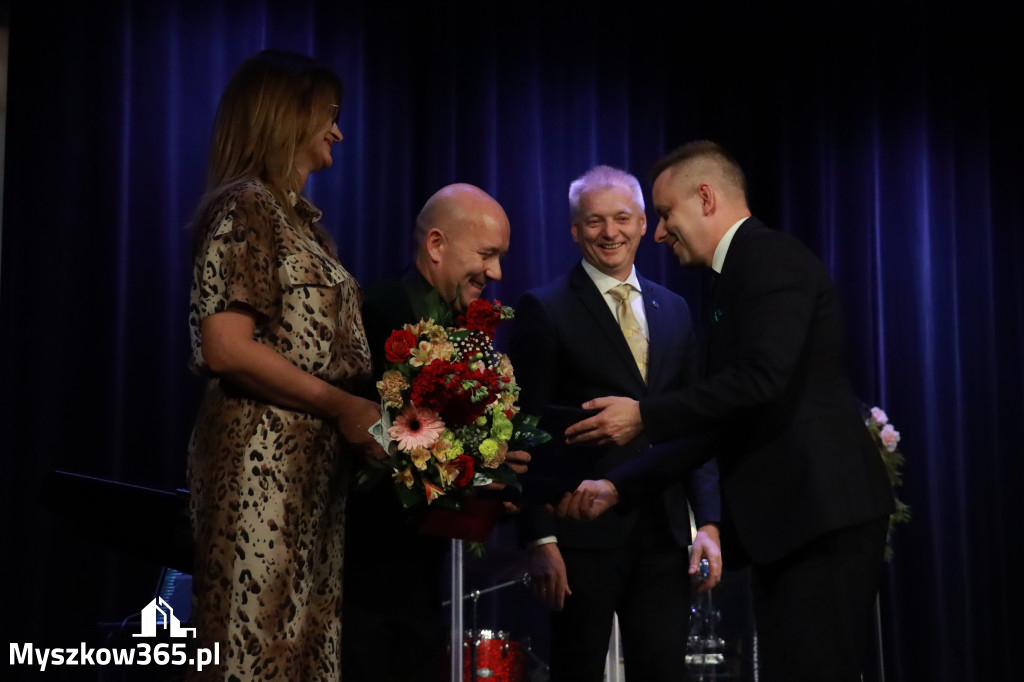 Fotorelacja: Koncert Basi Janygi w MDK Myszków