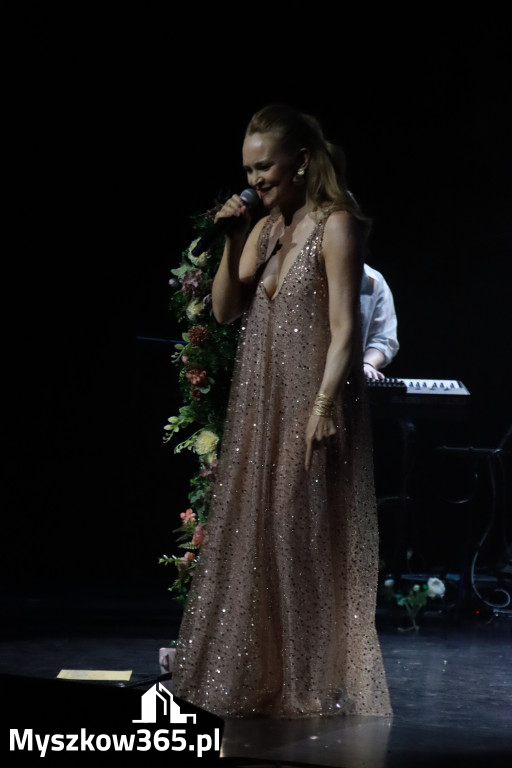 Fotorelacja: Koncert Basi Janygi w MDK Myszków