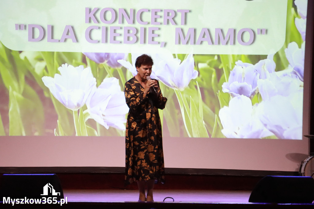 Fotorelacja: Koncert DLA CIEBIE MAMO w Koziegłowach