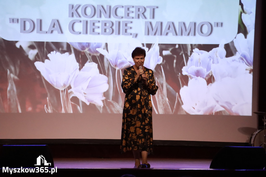 Fotorelacja: Koncert DLA CIEBIE MAMO w Koziegłowach