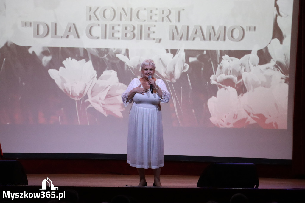 Fotorelacja: Koncert DLA CIEBIE MAMO w Koziegłowach