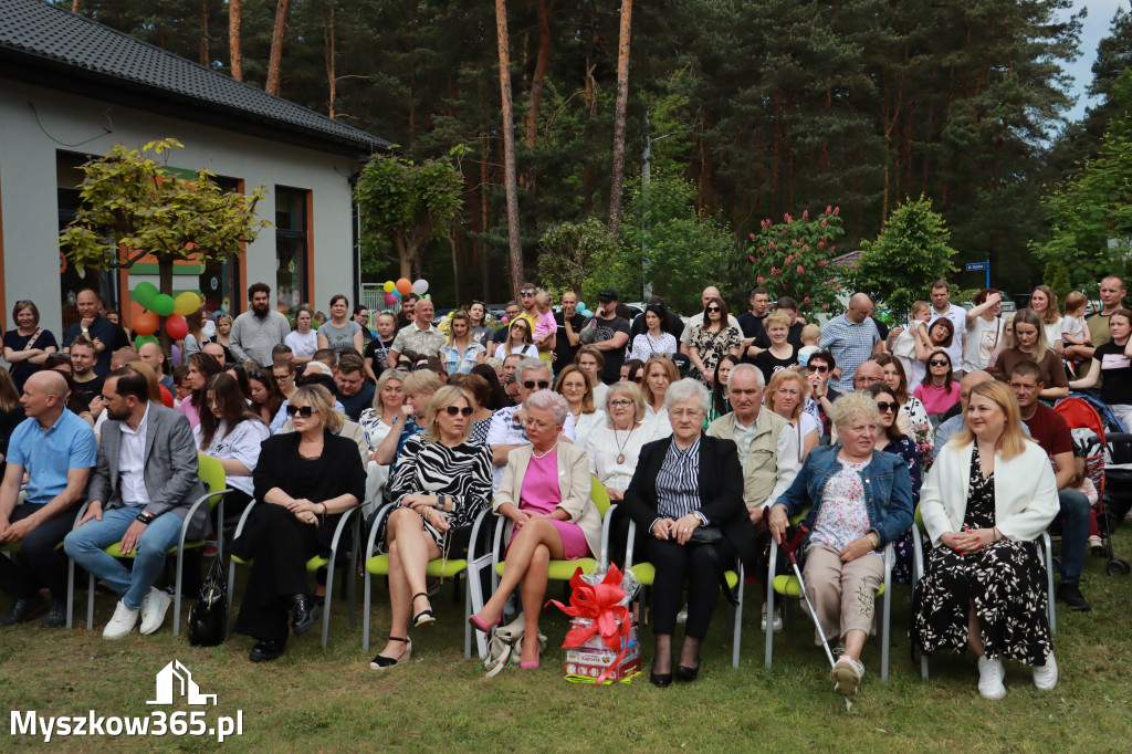 Fotorelacja I: Nadanie imienia Przedszkolu w Żarkach Letnisko