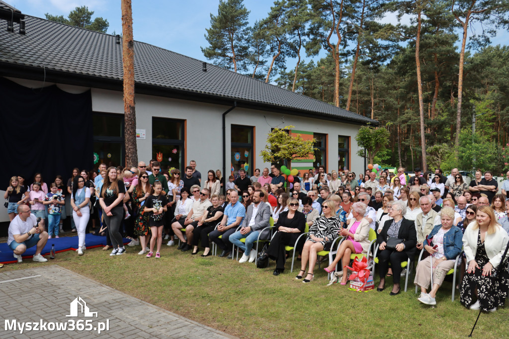 Fotorelacja I: Nadanie imienia Przedszkolu w Żarkach Letnisko