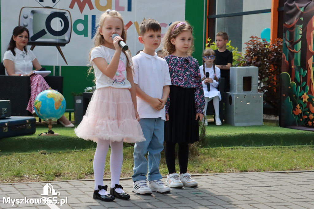 Fotorelacja I: Nadanie imienia Przedszkolu w Żarkach Letnisko