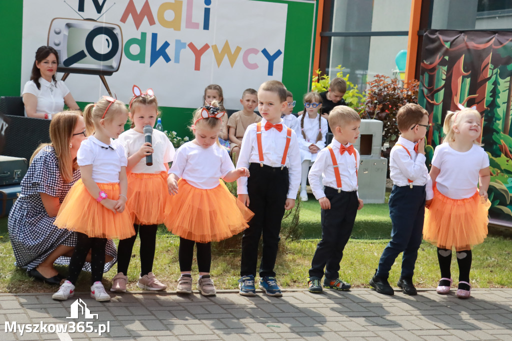 Fotorelacja I: Nadanie imienia Przedszkolu w Żarkach Letnisko
