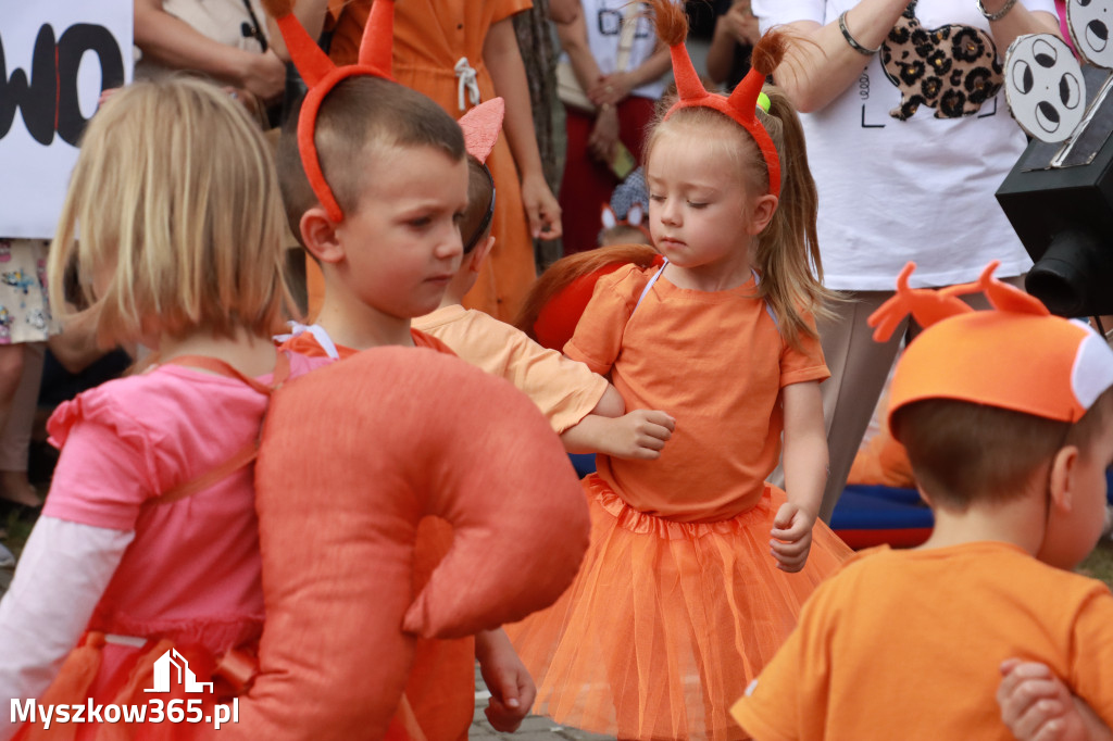 Fotorelacja I: Nadanie imienia Przedszkolu w Żarkach Letnisko
