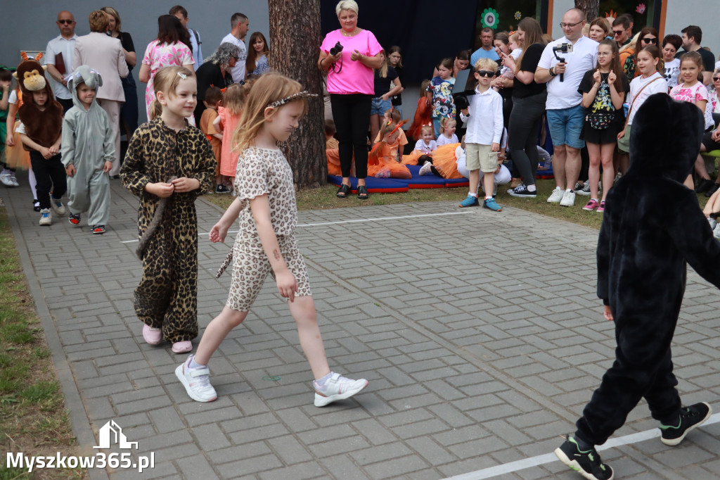 Fotorelacja I: Nadanie imienia Przedszkolu w Żarkach Letnisko
