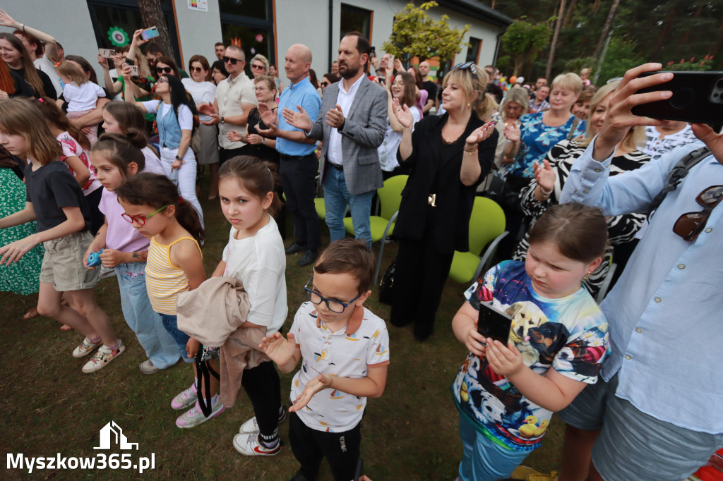 Fotorelacja I: Nadanie imienia Przedszkolu w Żarkach Letnisko