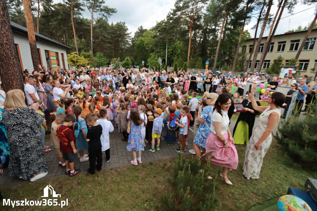 Fotorelacja I: Nadanie imienia Przedszkolu w Żarkach Letnisko