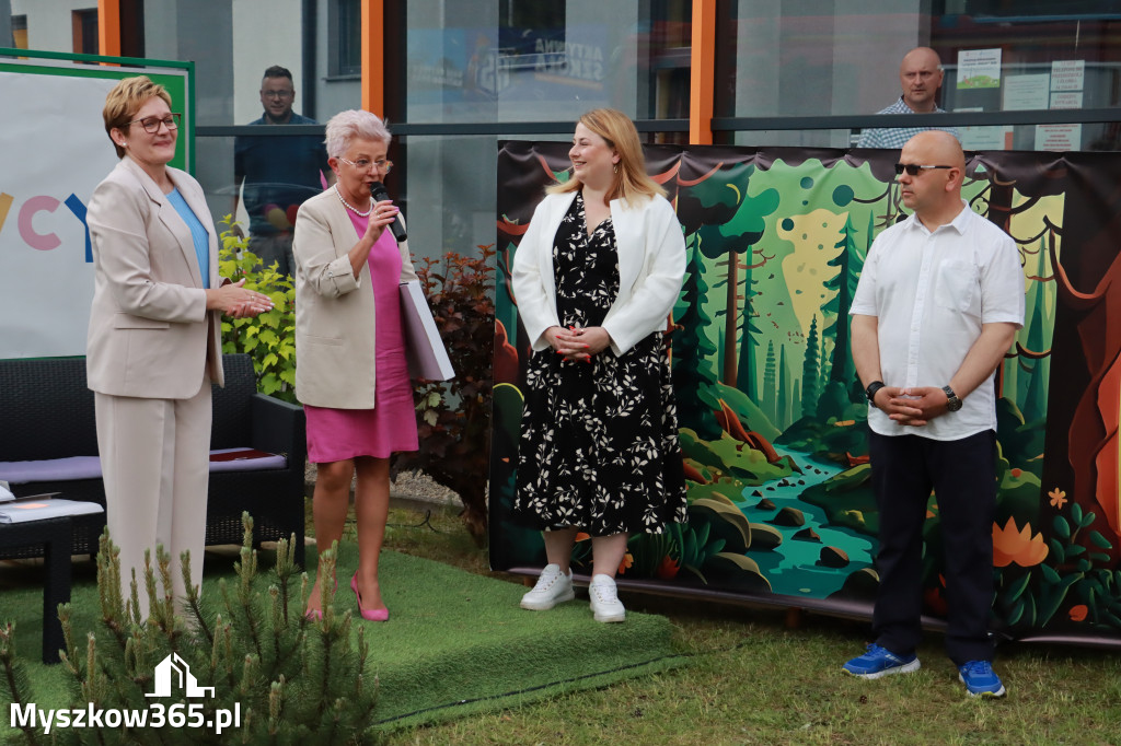Fotorelacja II: Nadanie imienia Przedszkolu w Żarkach Letnisko