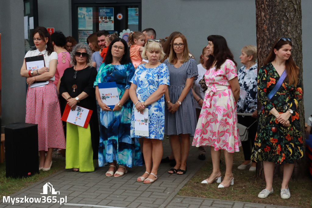 Fotorelacja II: Nadanie imienia Przedszkolu w Żarkach Letnisko